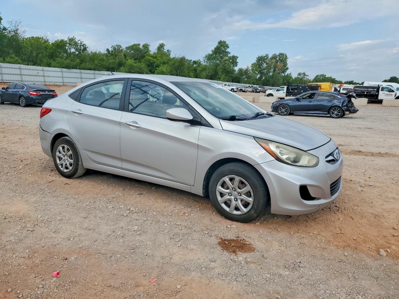 2014 HYUNDAI ACCENT