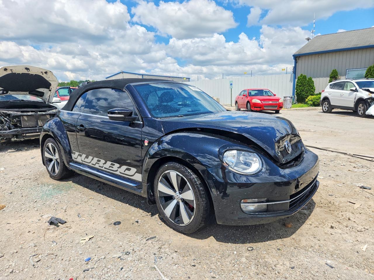 2013 VOLKSWAGEN BEETLE