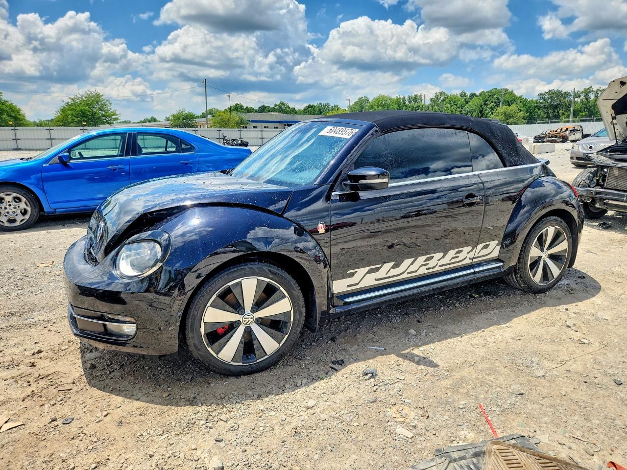2013 VOLKSWAGEN BEETLE