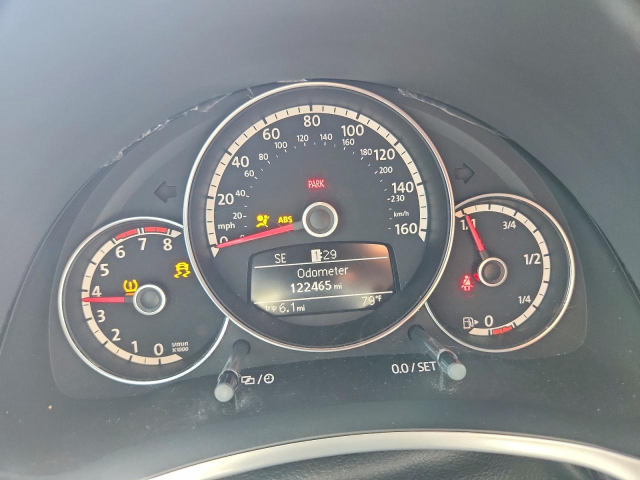 2013 VOLKSWAGEN BEETLE