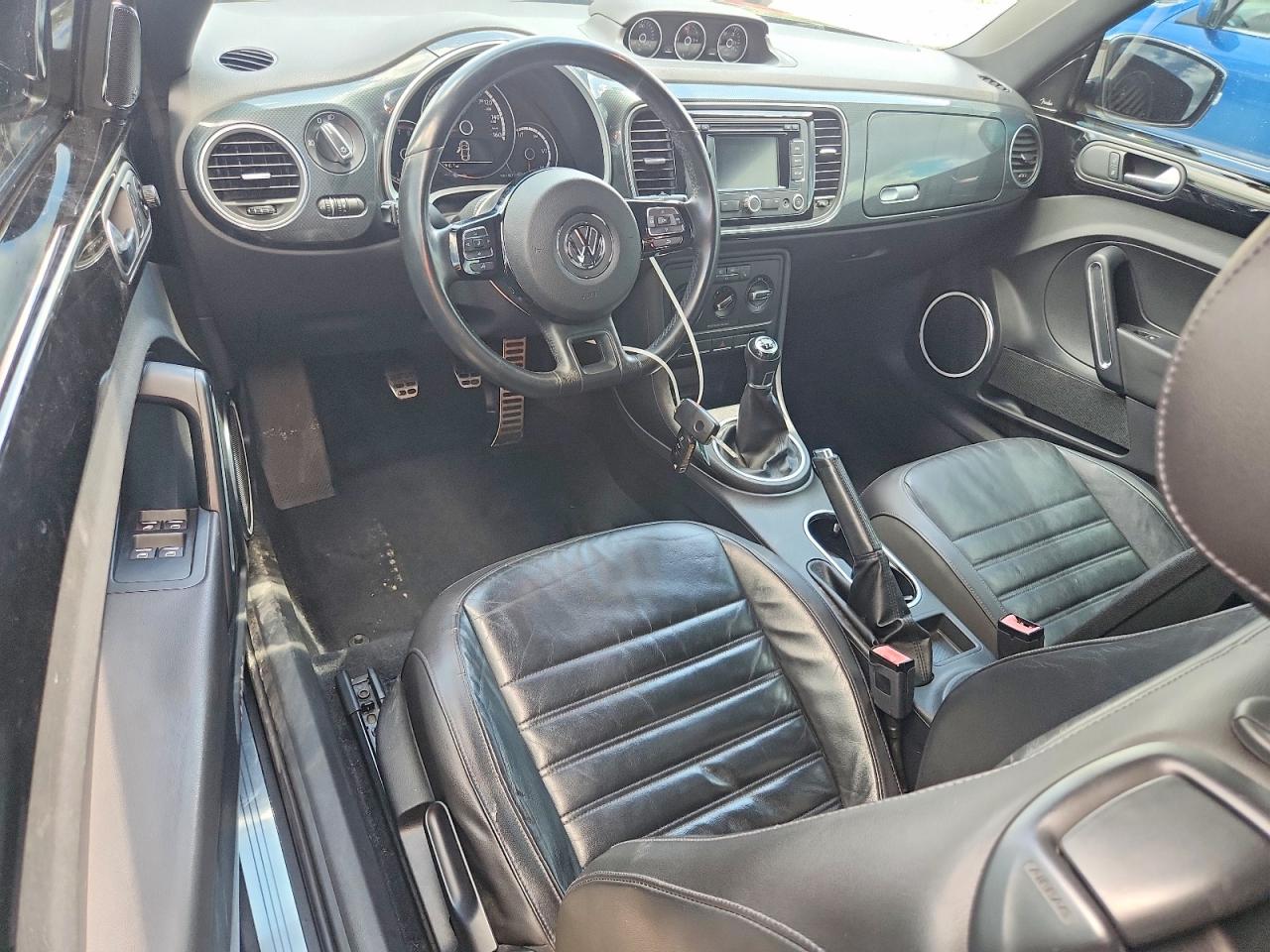 2013 VOLKSWAGEN BEETLE