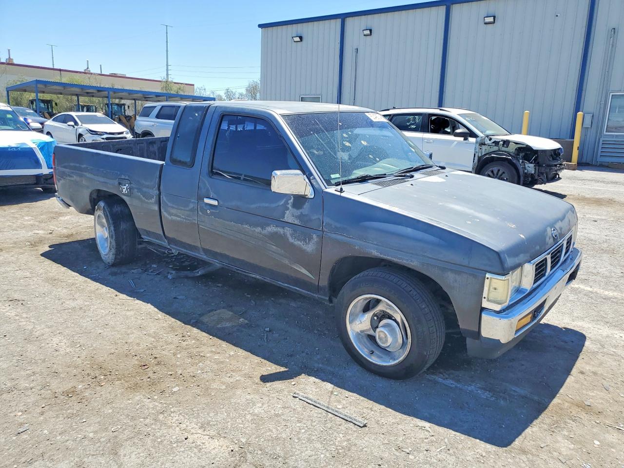 1994 NISSAN TITAN