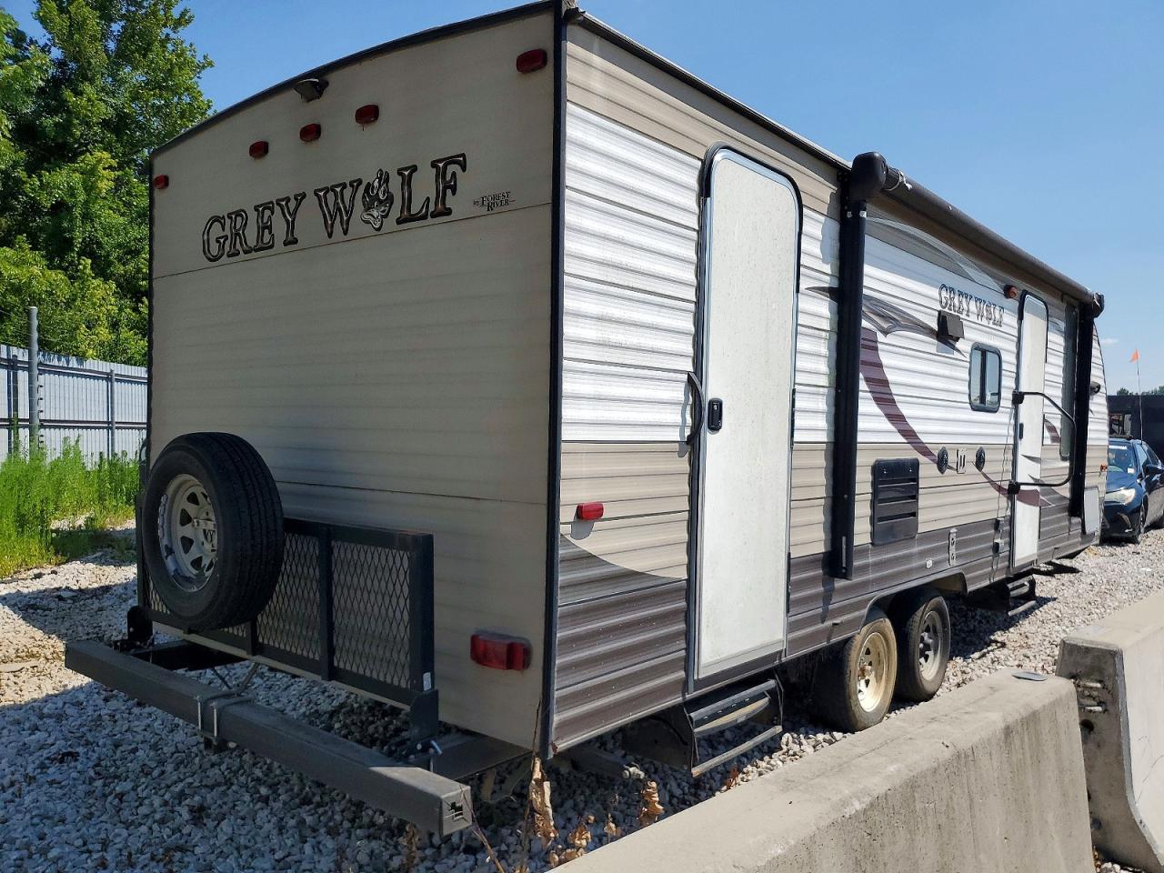2015 FORESRIVER GREY WOLF