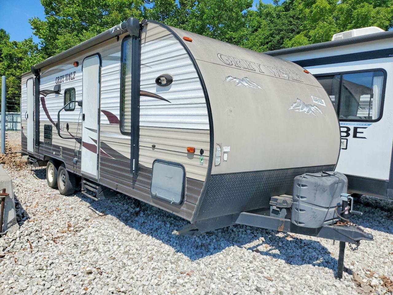 2015 FORESRIVER GREY WOLF