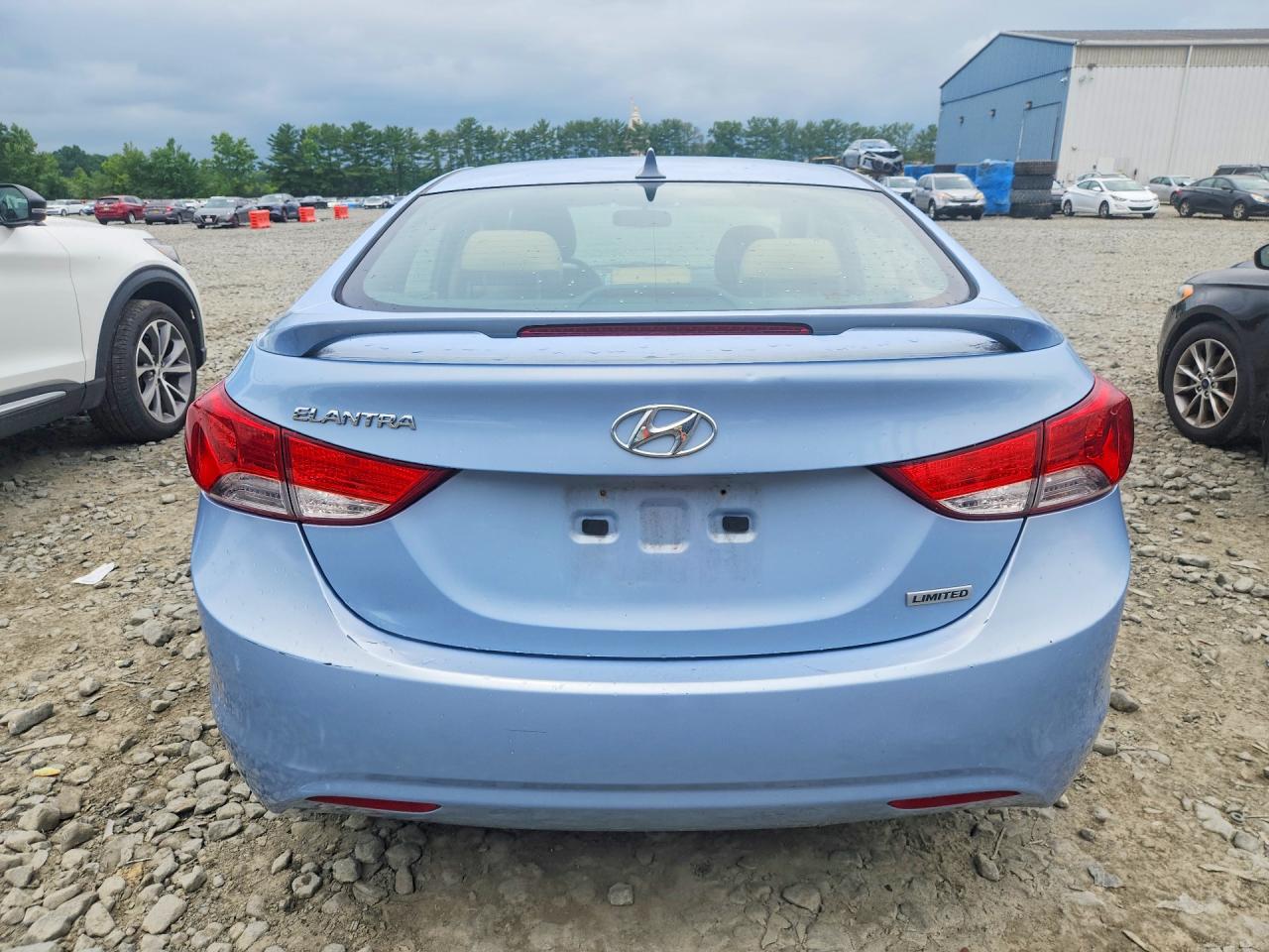 2013 HYUNDAI ELANTRA
