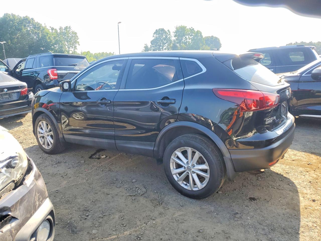 2017 NISSAN ROGUE
