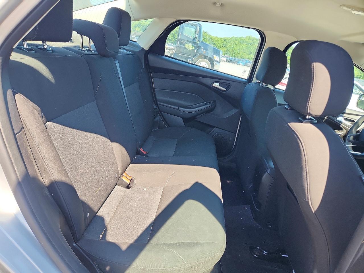 2016 FORD FOCUS
