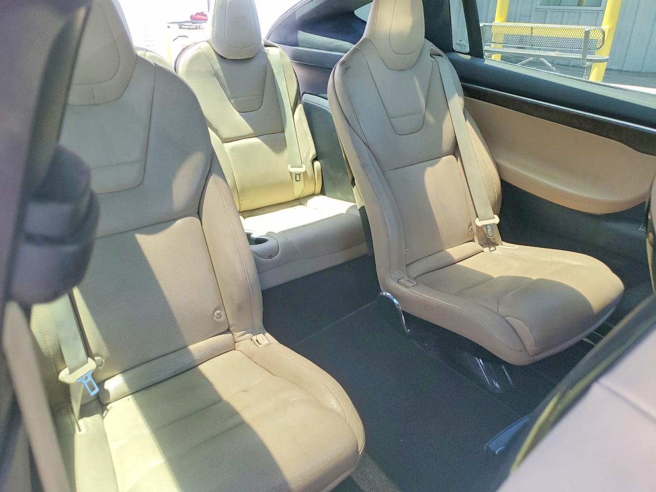 2016 TESLA MODEL X
