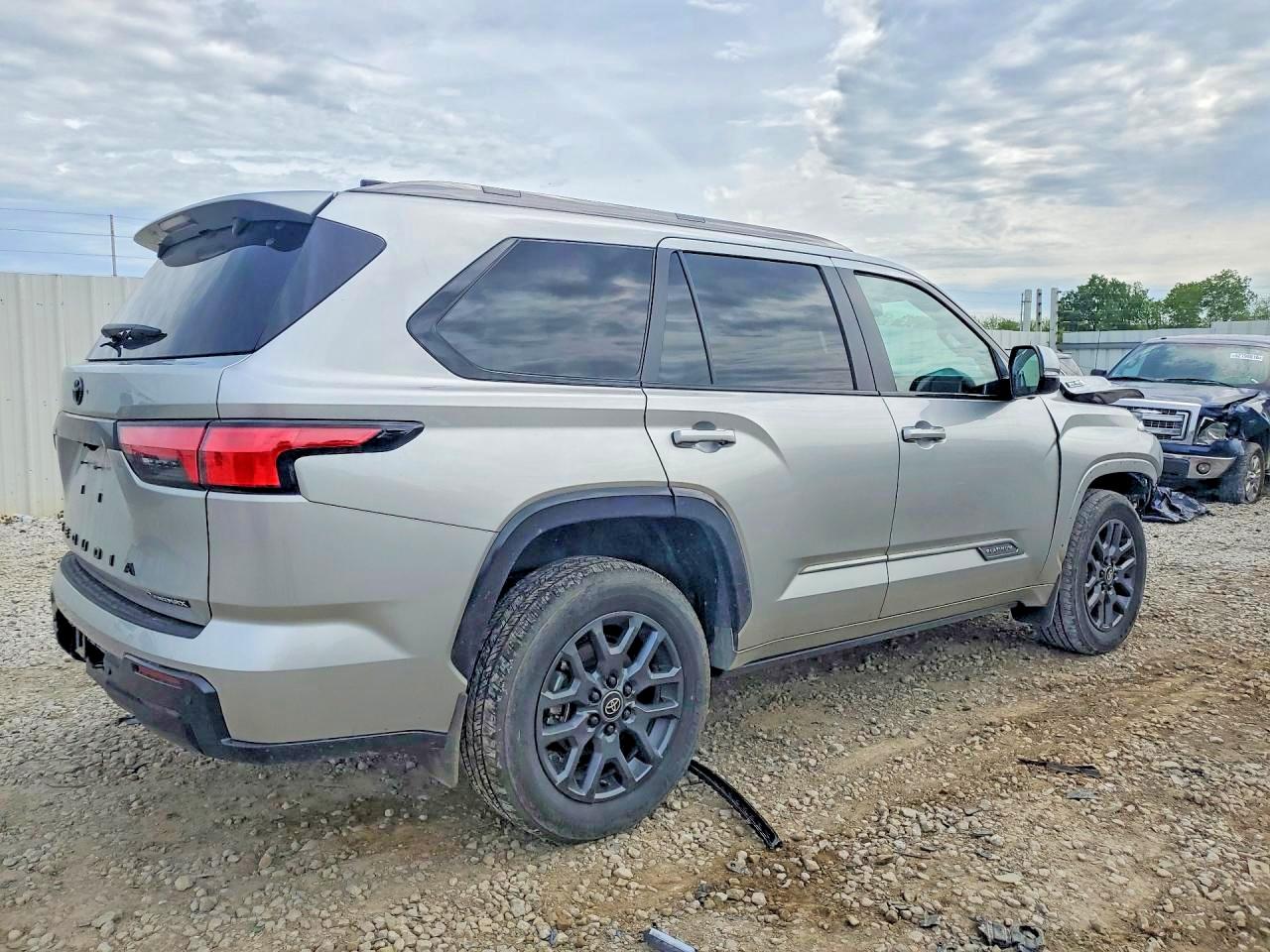 2025 TOYOTA SEQUOIA