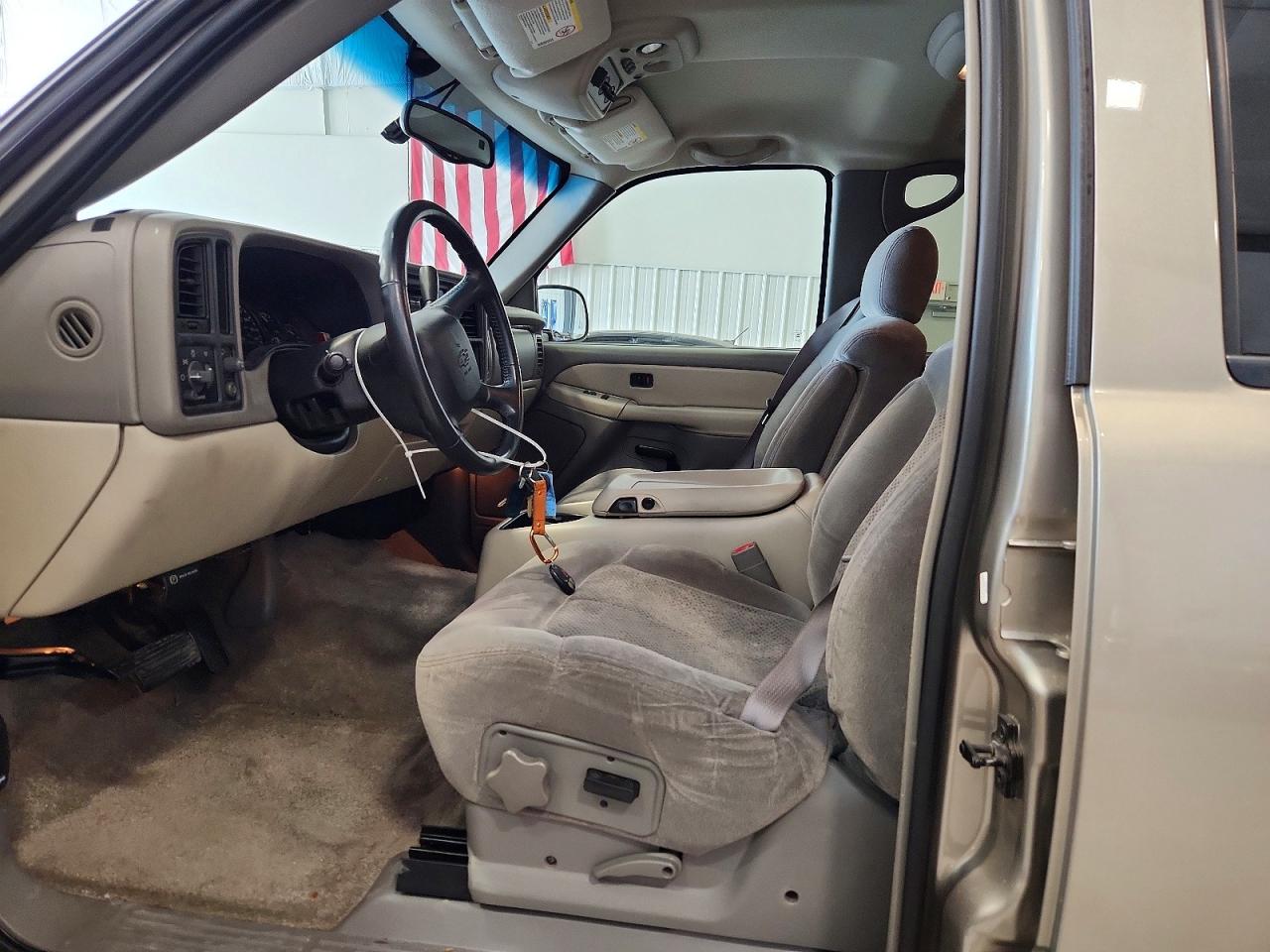 2002 CHEVROLET SUBURBAN