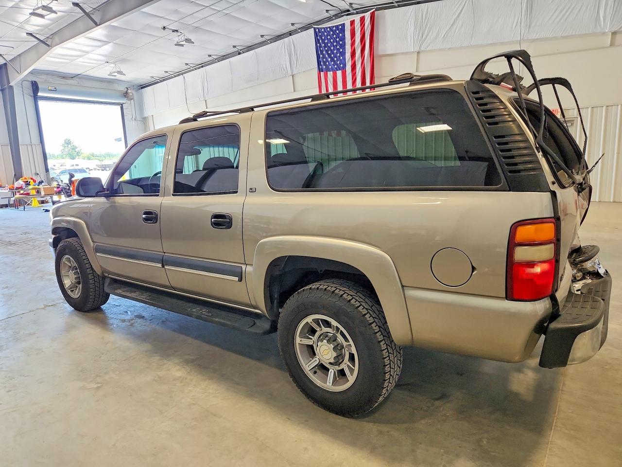 2002 CHEVROLET SUBURBAN