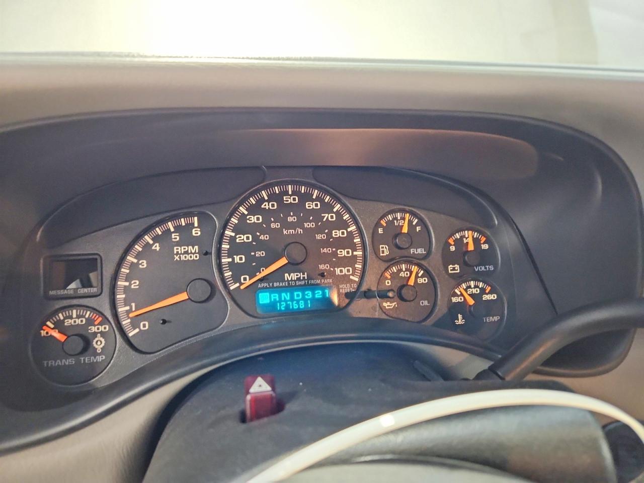 2002 CHEVROLET SUBURBAN