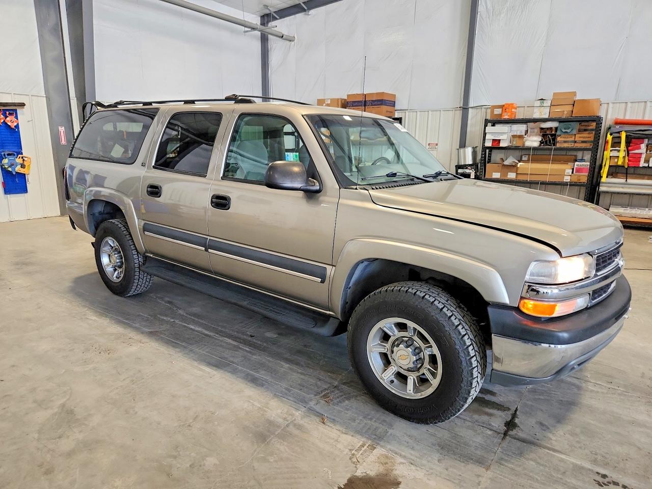 2002 CHEVROLET SUBURBAN