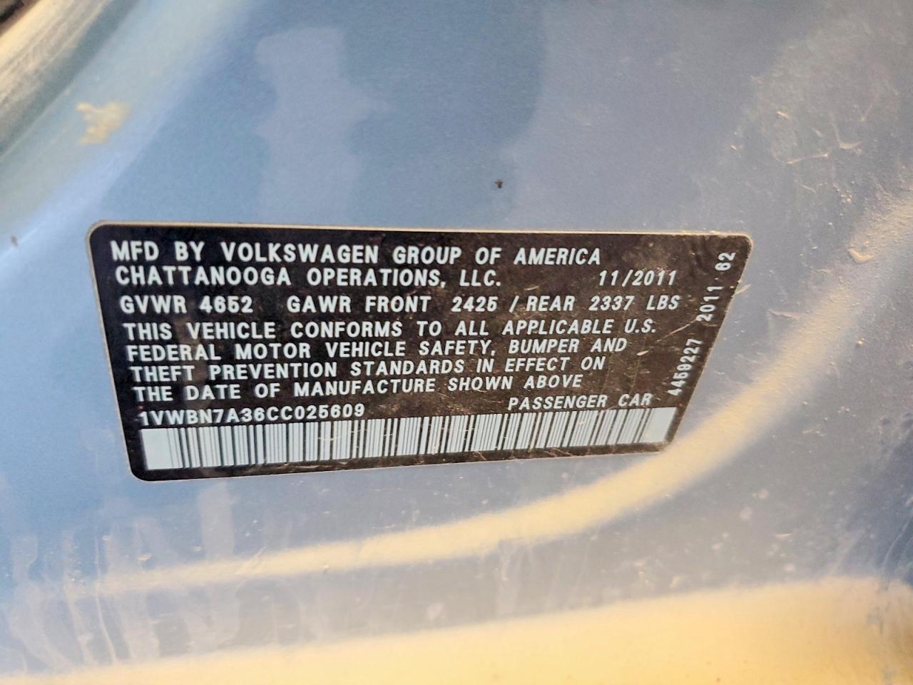 2012 VOLKSWAGEN PASSAT