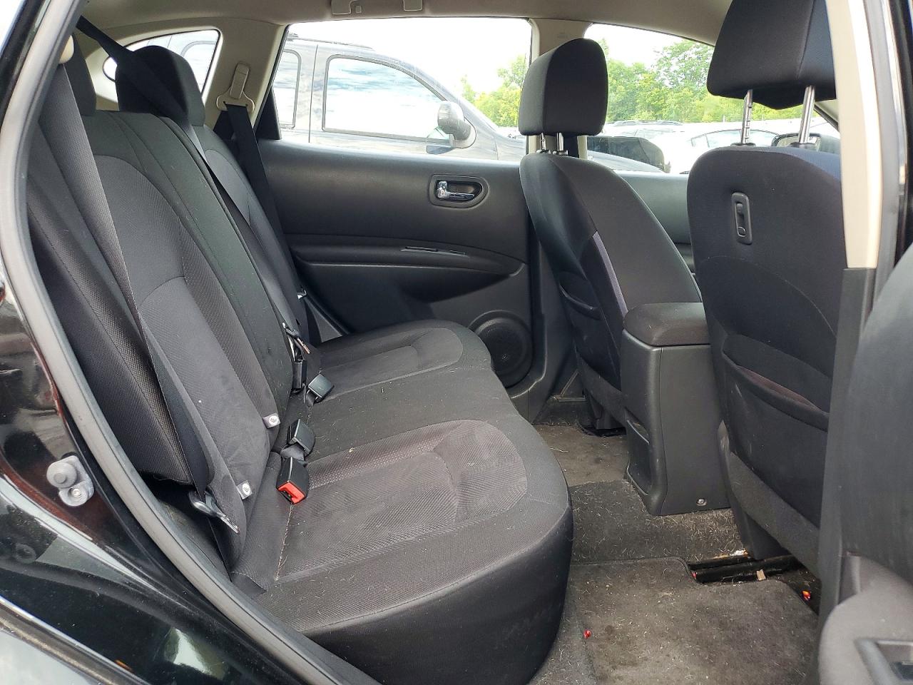 2015 NISSAN ROGUE