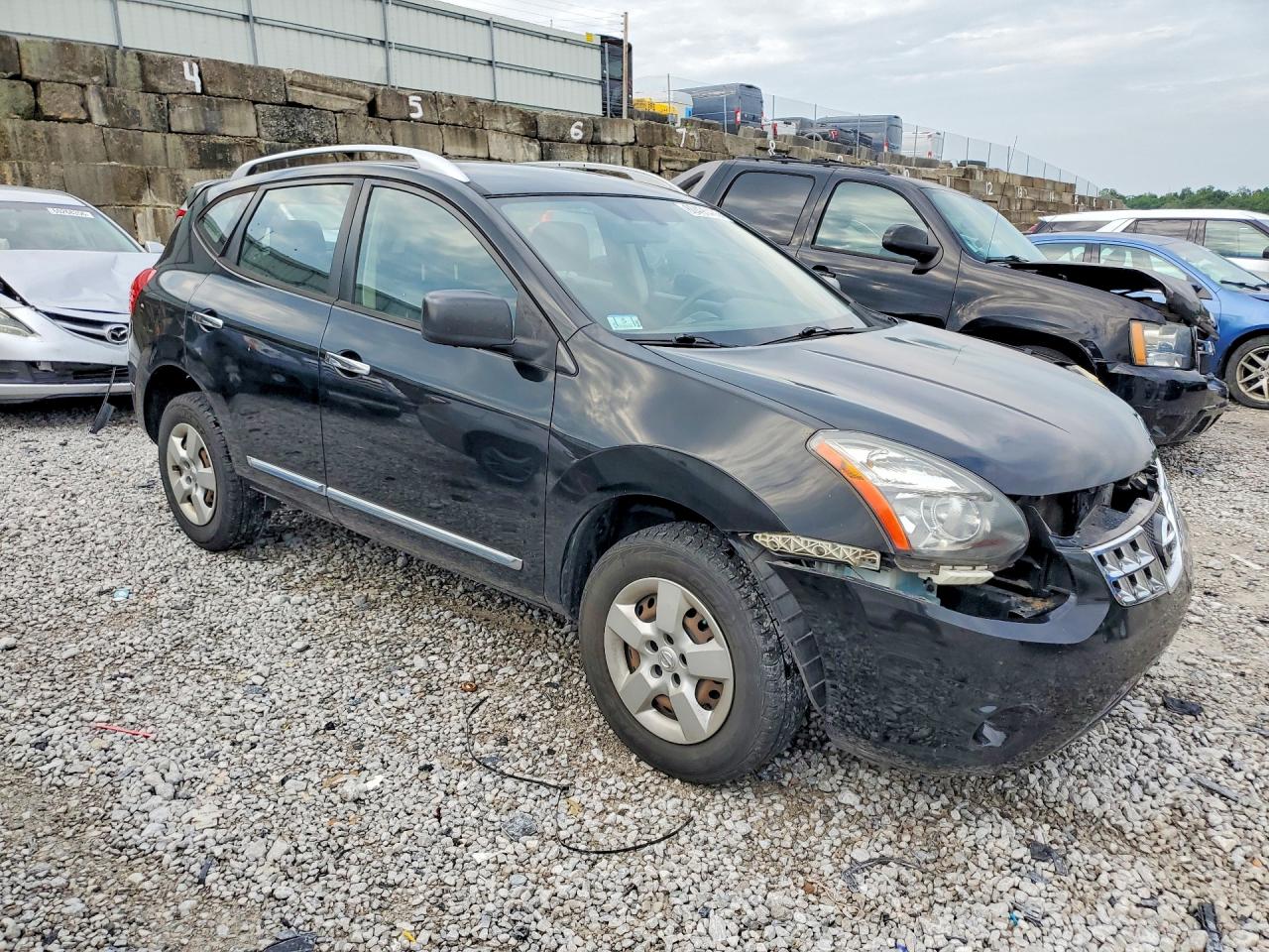 2015 NISSAN ROGUE