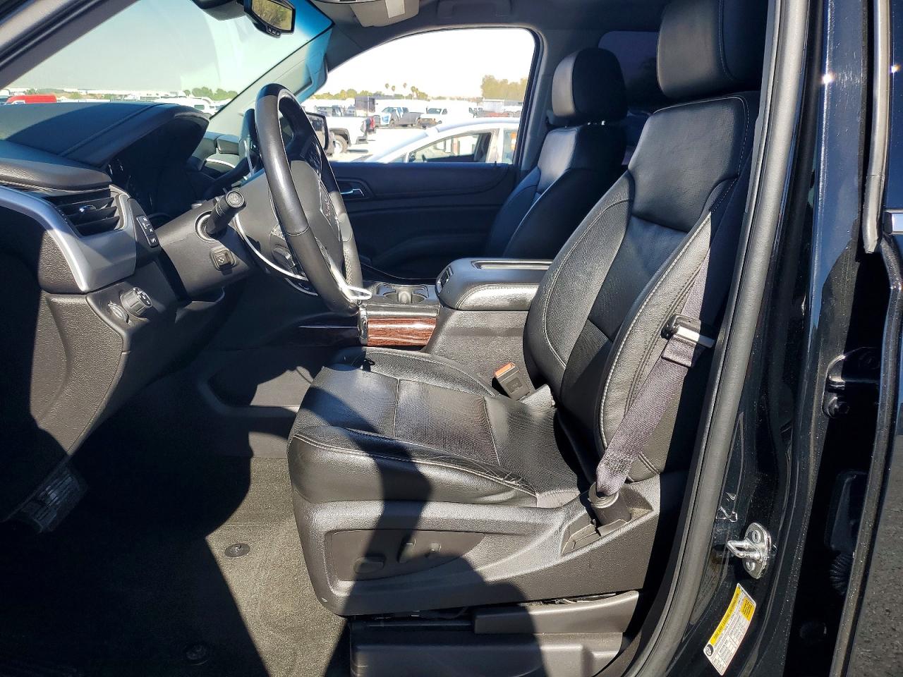 2016 GMC YUKON