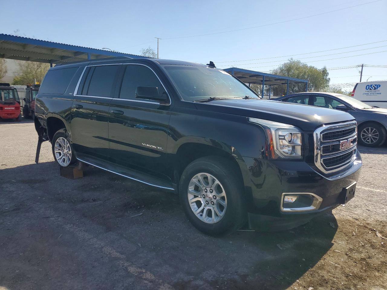 2016 GMC YUKON