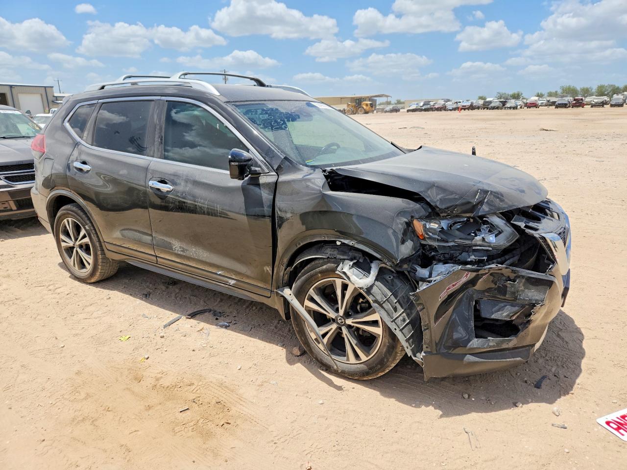 2019 NISSAN ROGUE