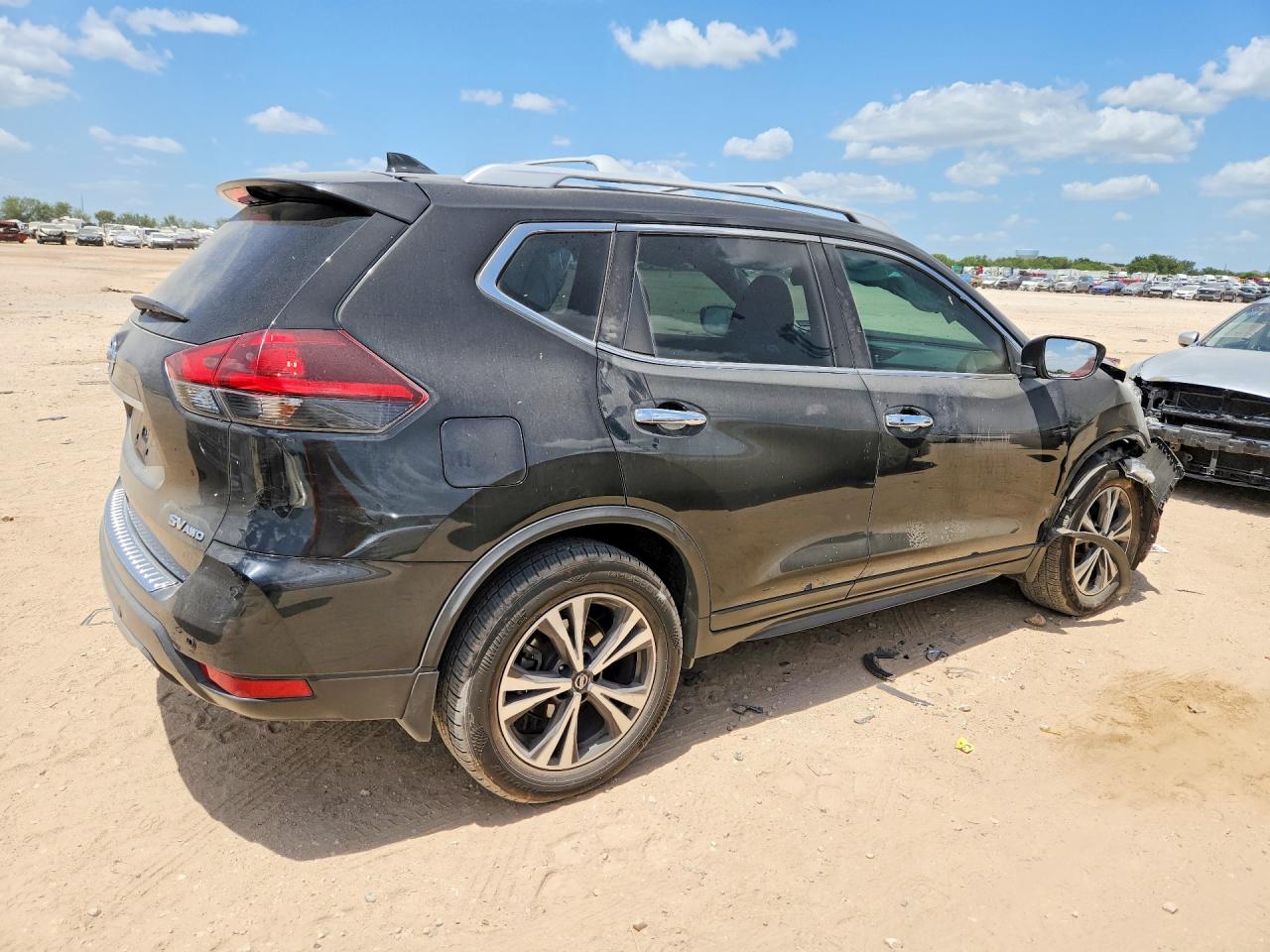 2019 NISSAN ROGUE