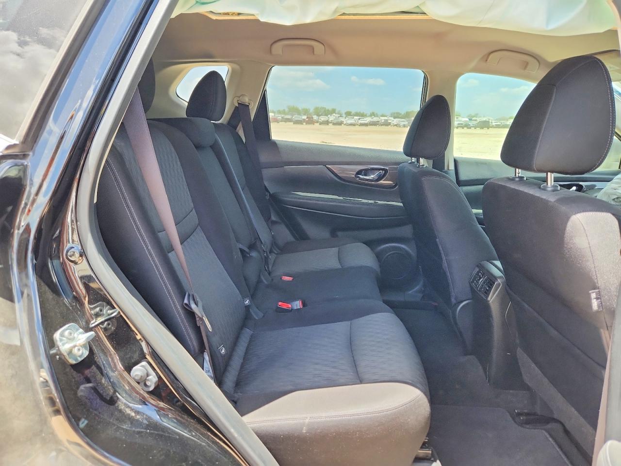 2019 NISSAN ROGUE