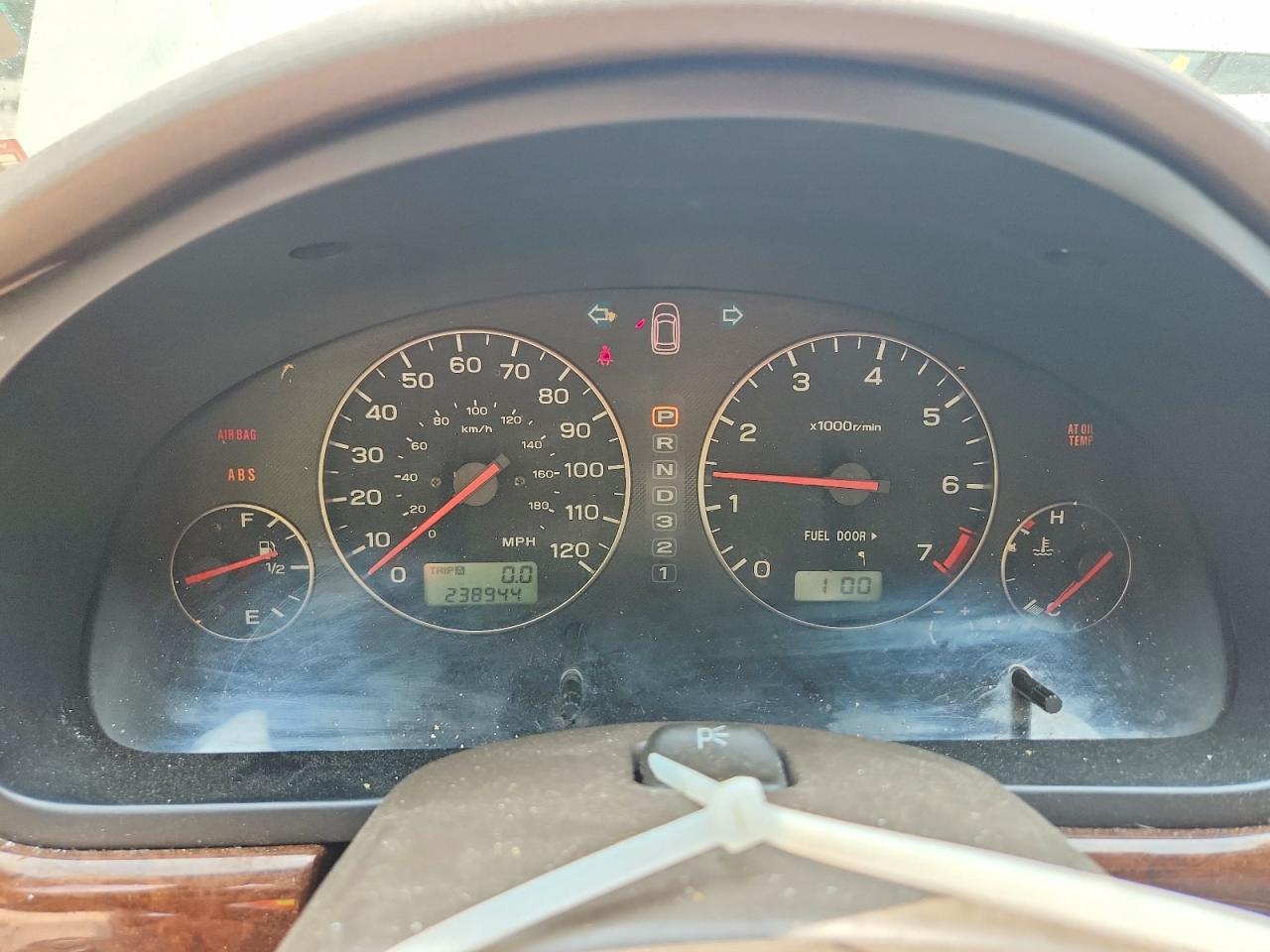 2004 SUBARU LEGACY