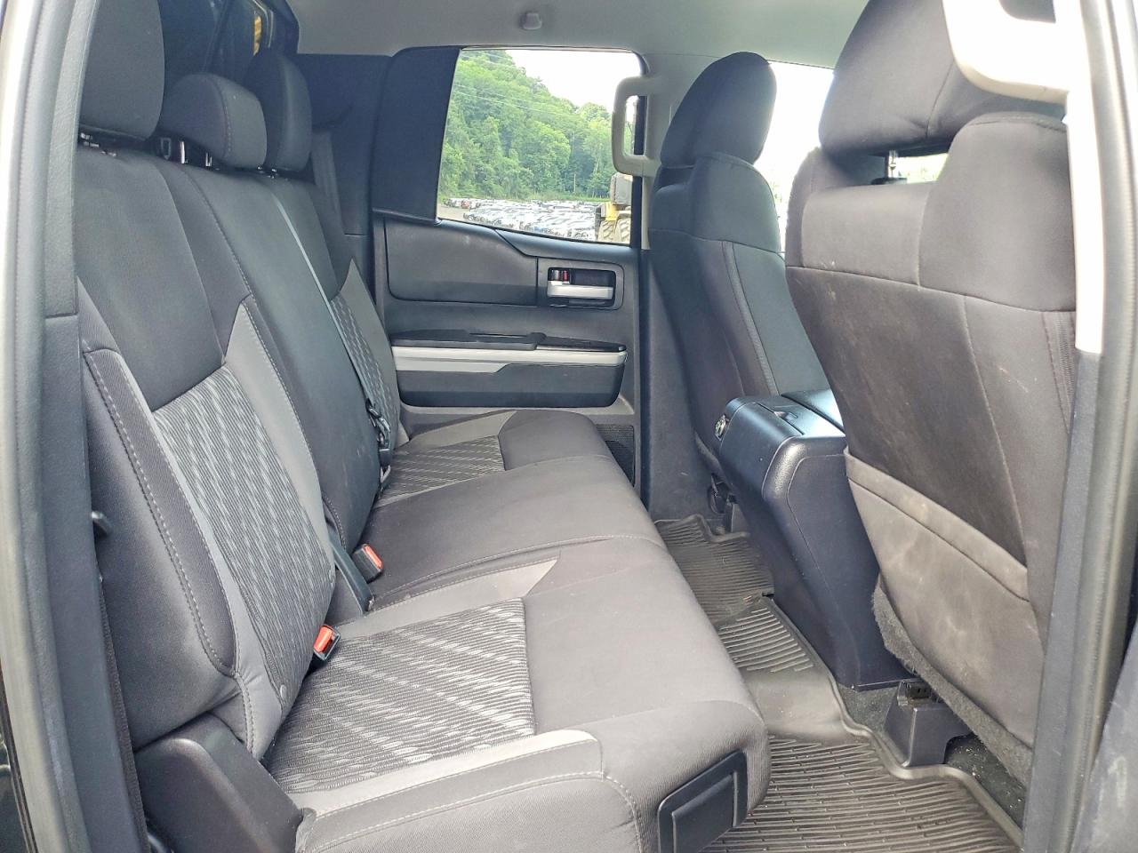 2021 TOYOTA TUNDRA