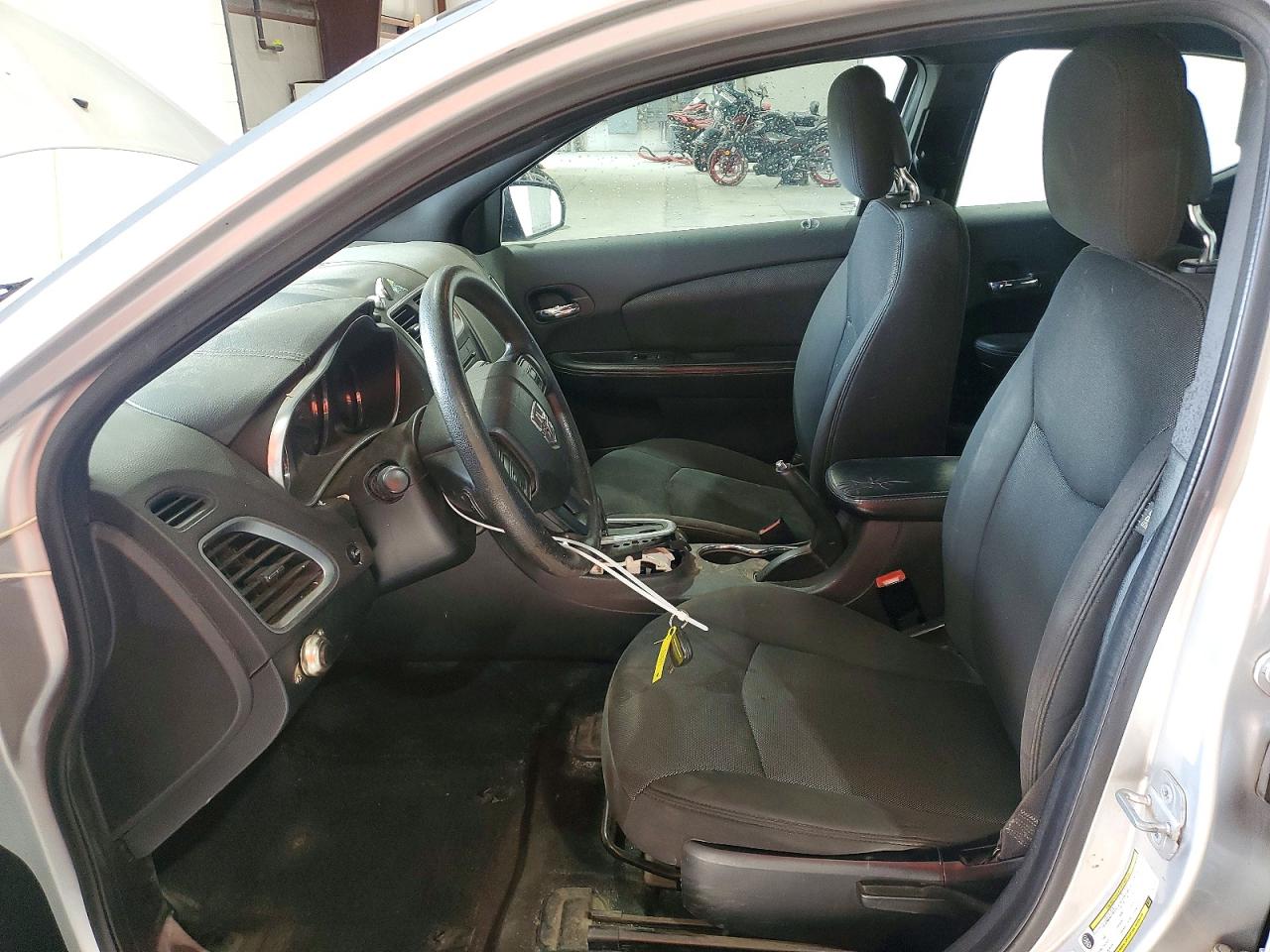 2012 DODGE AVENGER