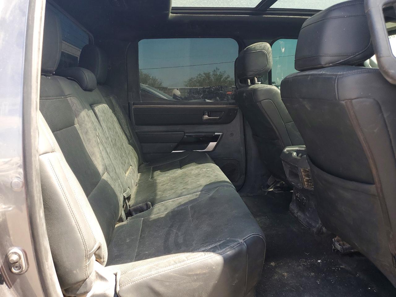 2025 TOYOTA TUNDRA