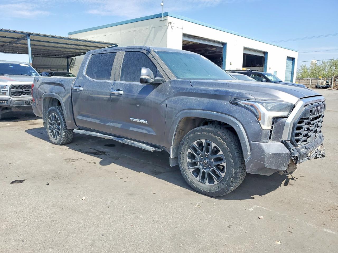 2025 TOYOTA TUNDRA