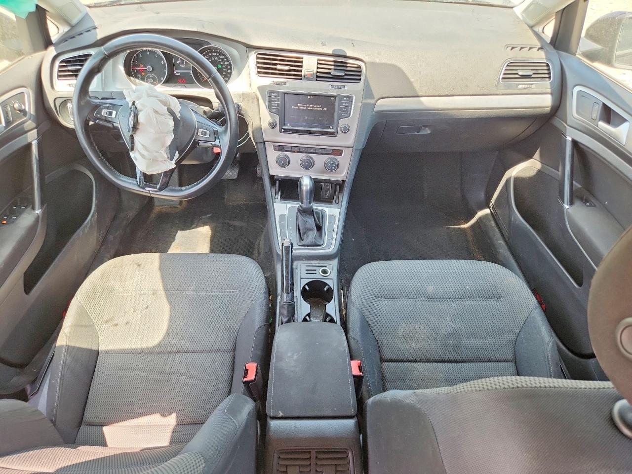 2017 VOLKSWAGEN GOLF