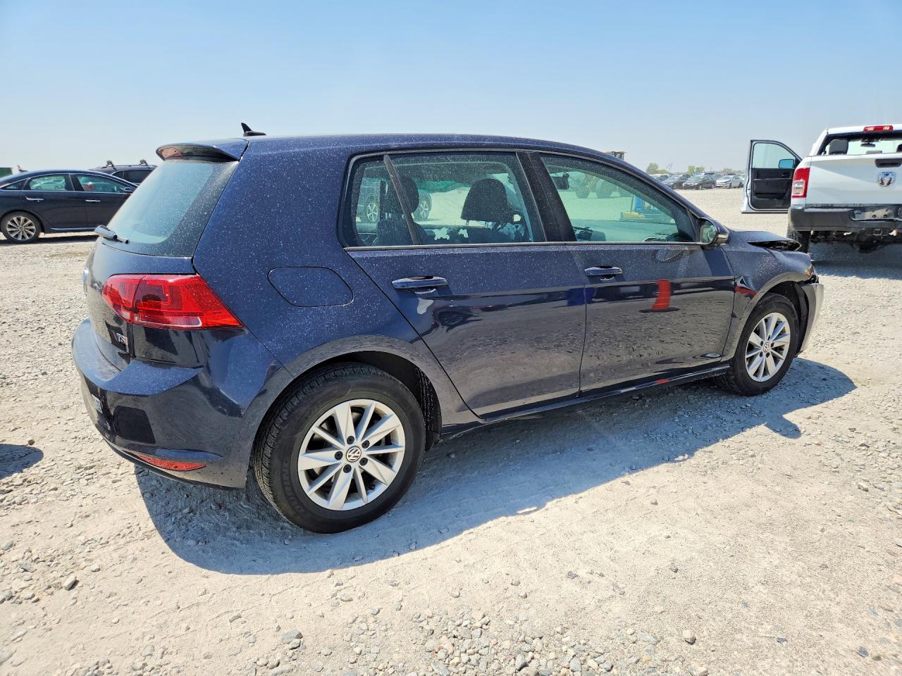 2017 VOLKSWAGEN GOLF