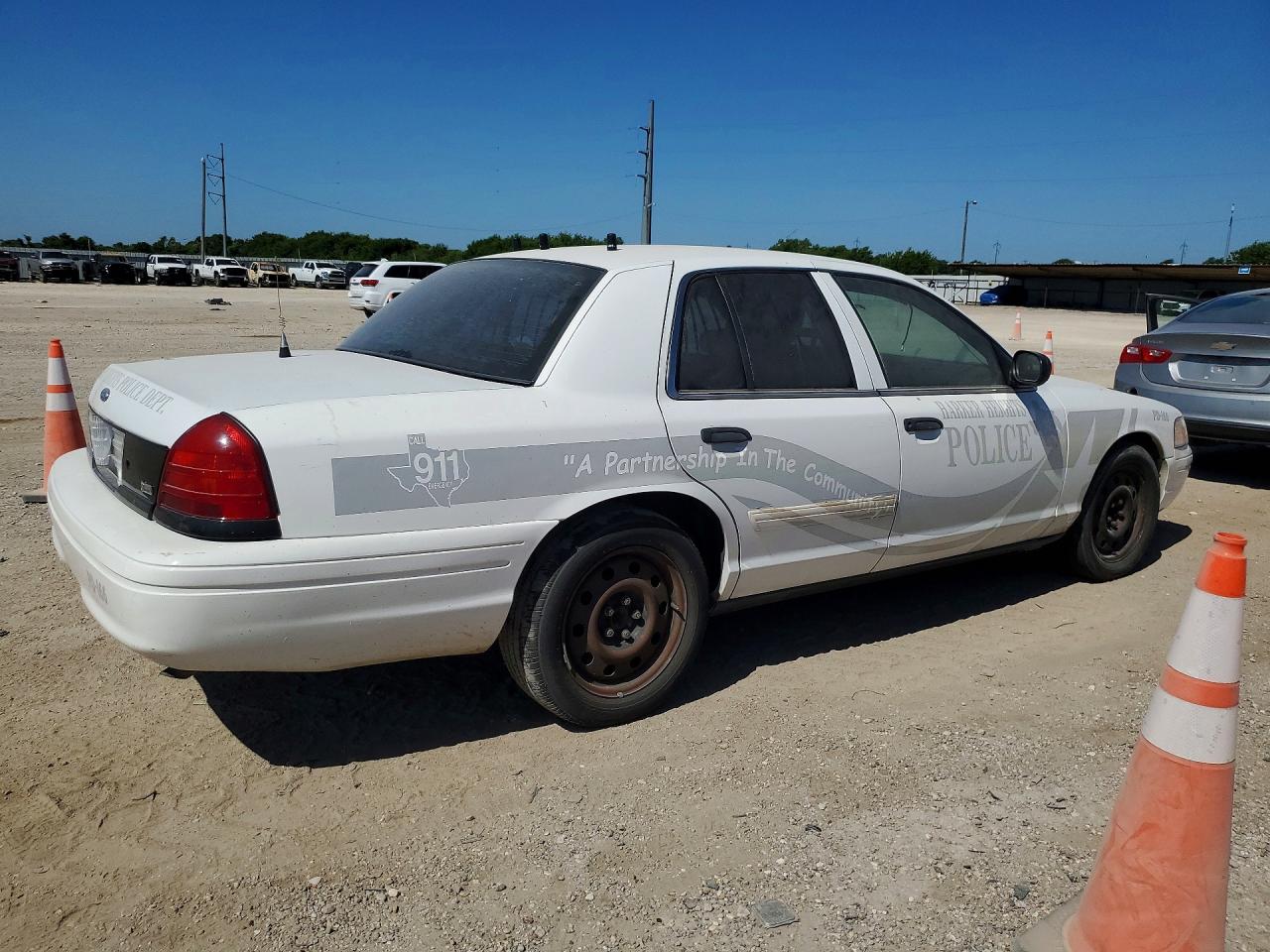 2011 FORD CROWN VIC
