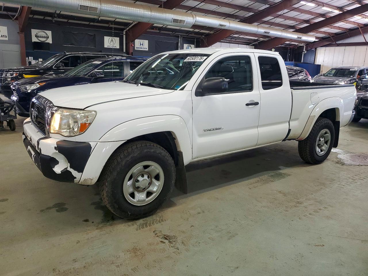 2011 TOYOTA TACOMA