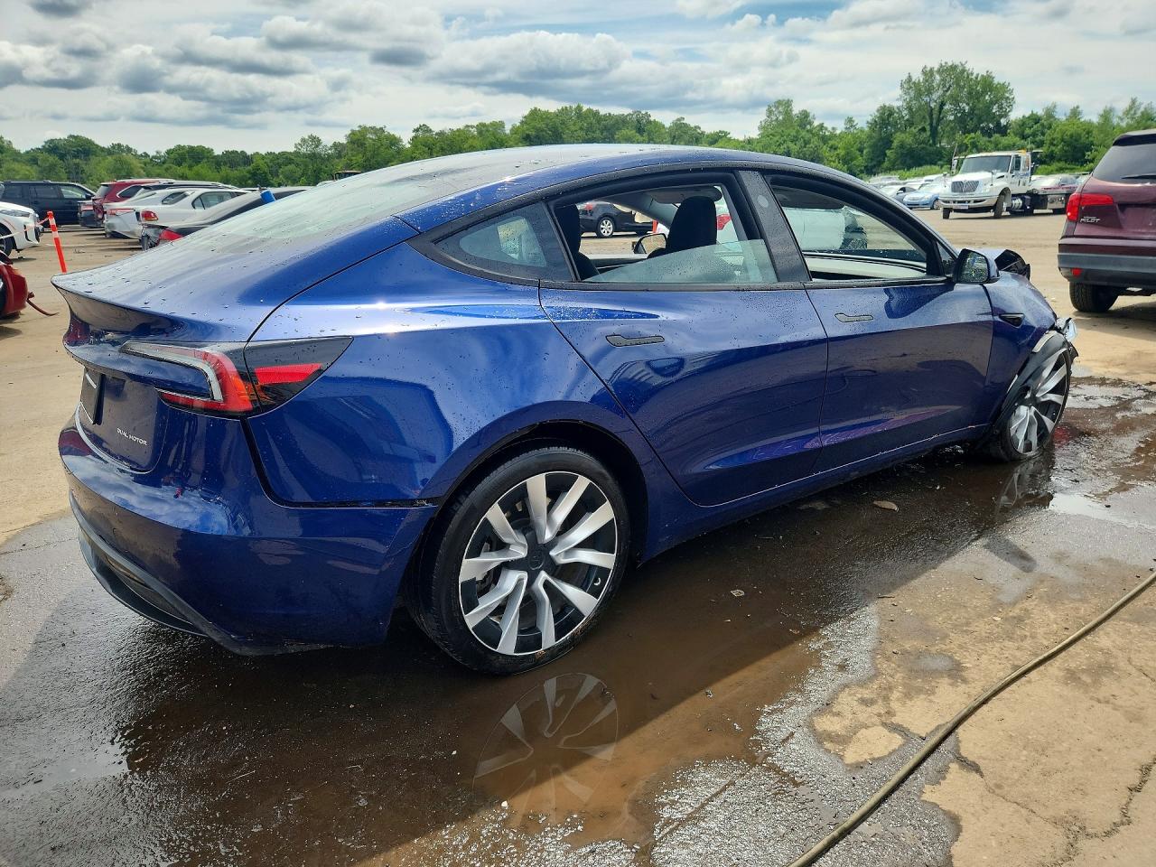 2024 TESLA MODEL 3