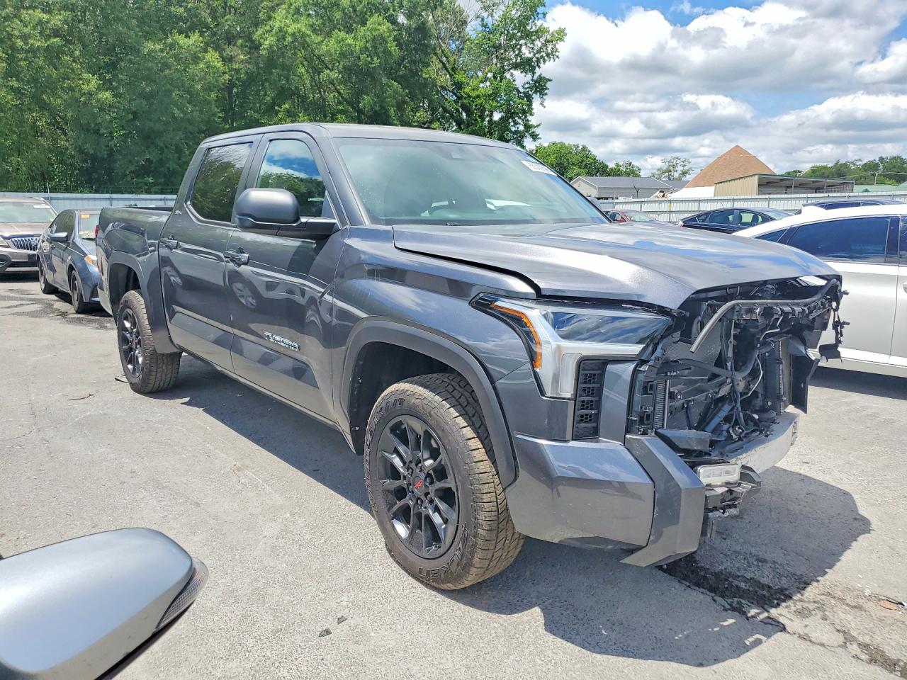 2026 TOYOTA TUNDRA
