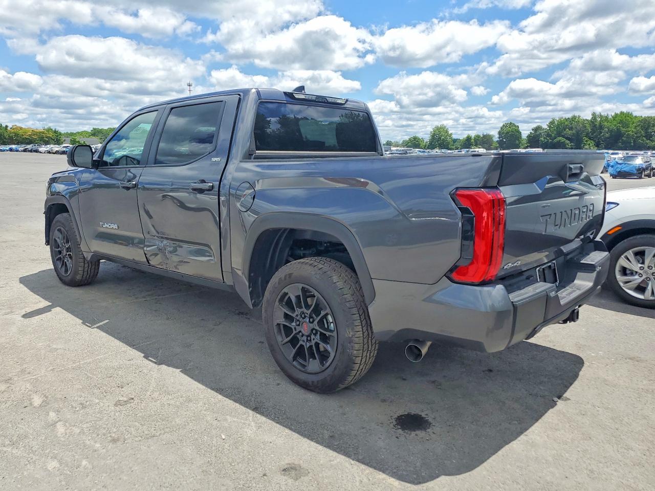 2026 TOYOTA TUNDRA