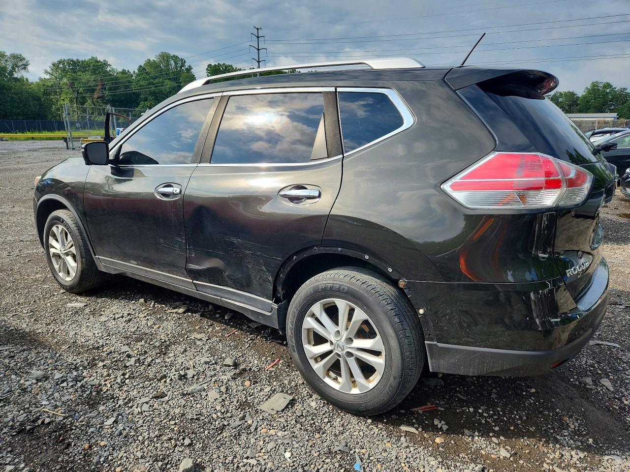 2016 NISSAN ROGUE