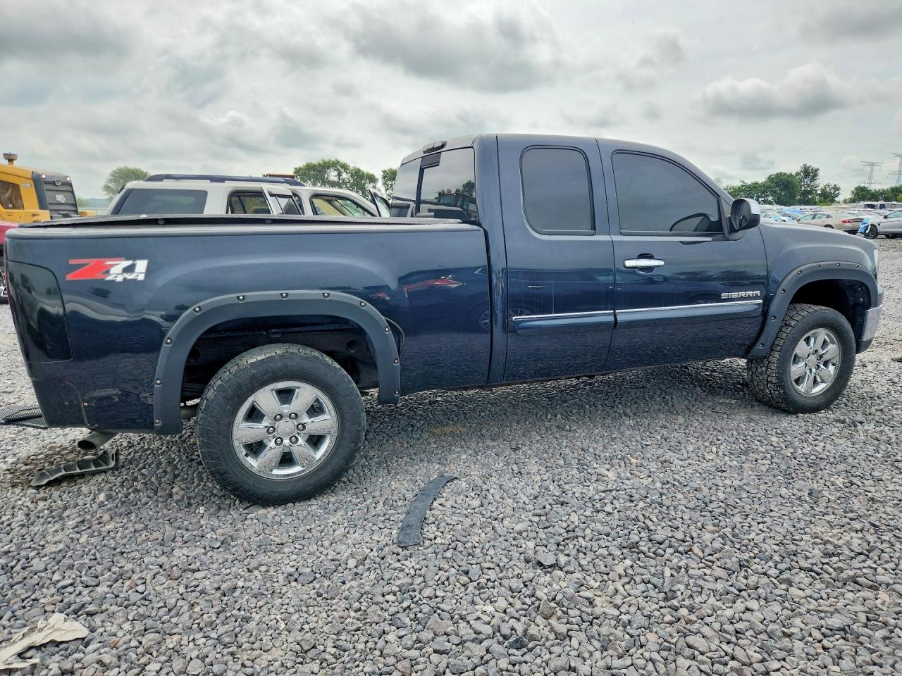 2013 GMC SIERRA