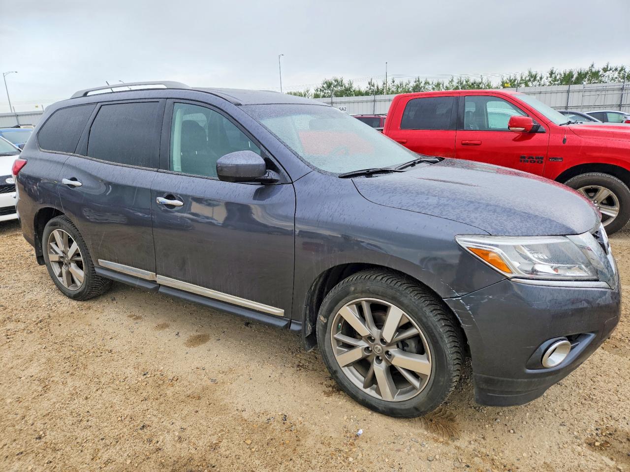 2014 NISSAN PATHFINDER