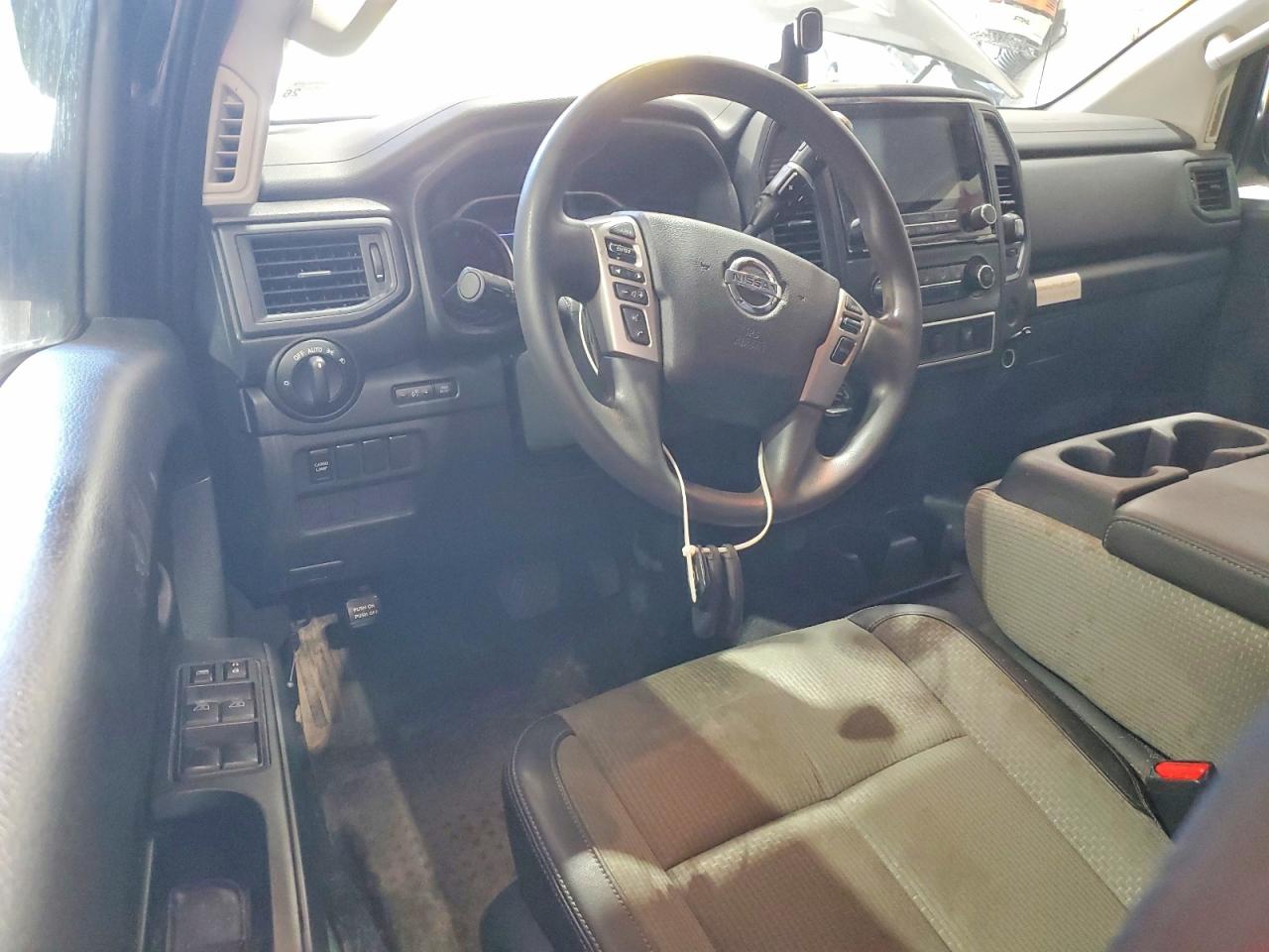 2020 NISSAN TITAN