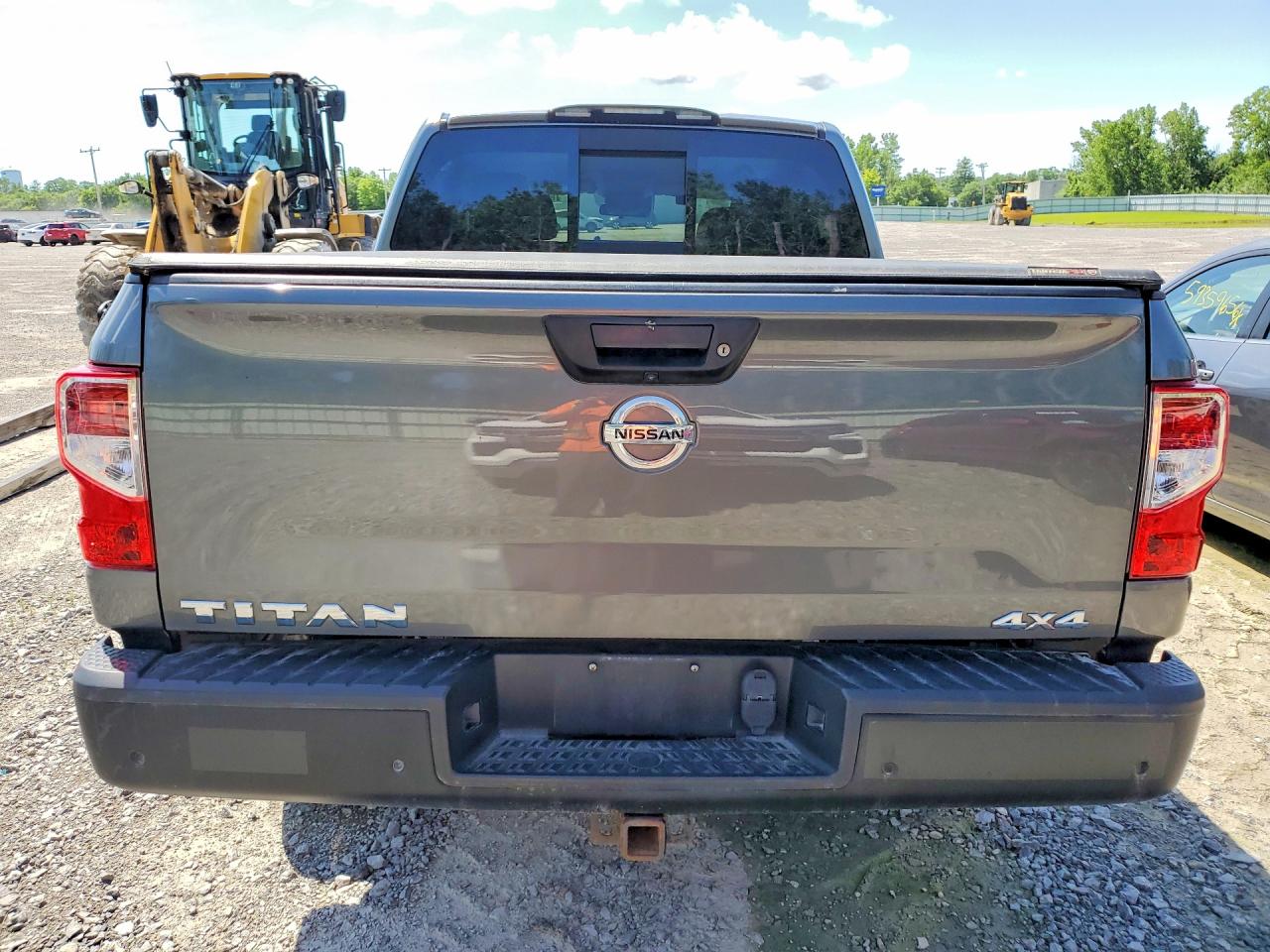 2020 NISSAN TITAN