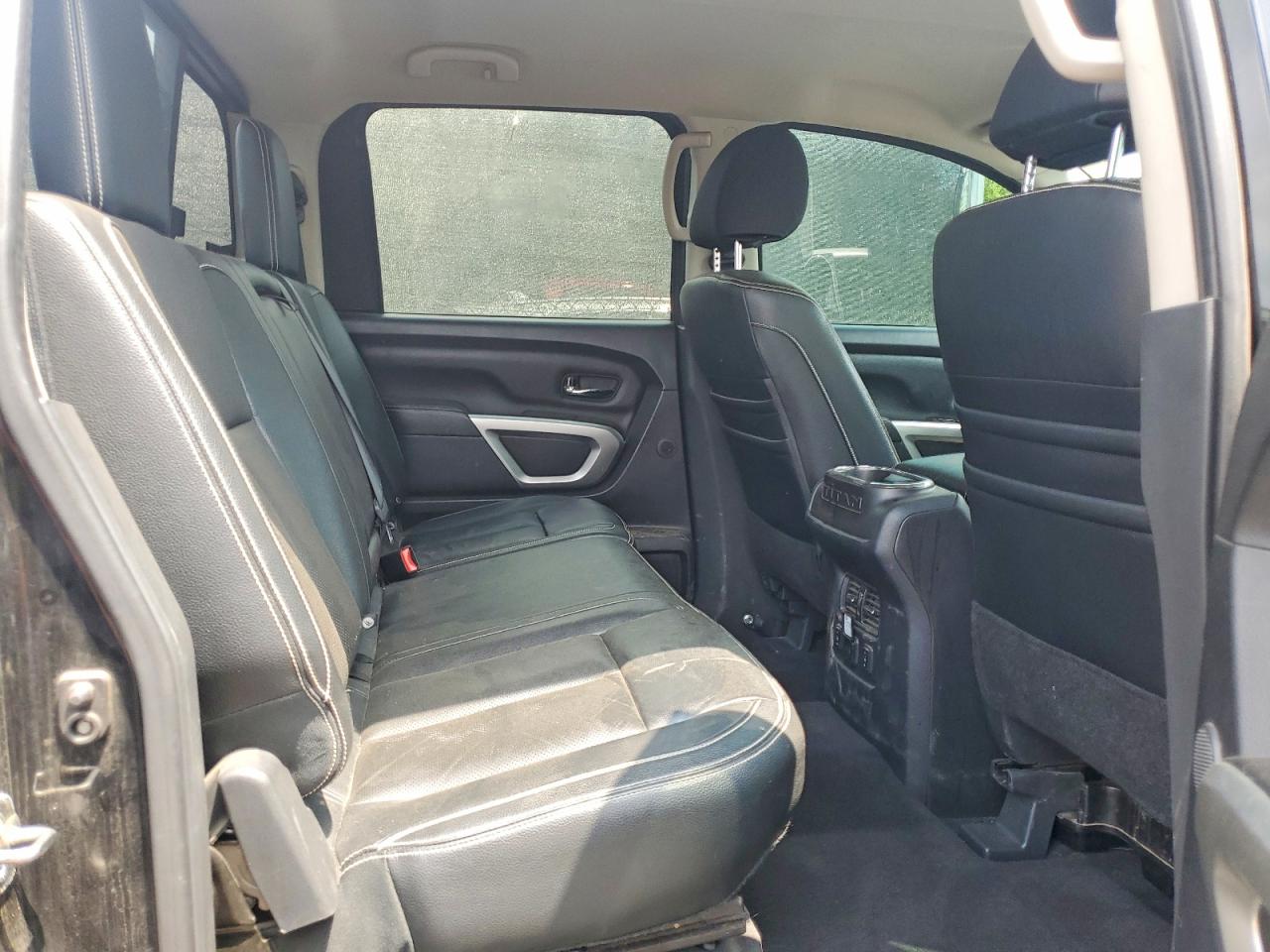 2018 NISSAN TITAN
