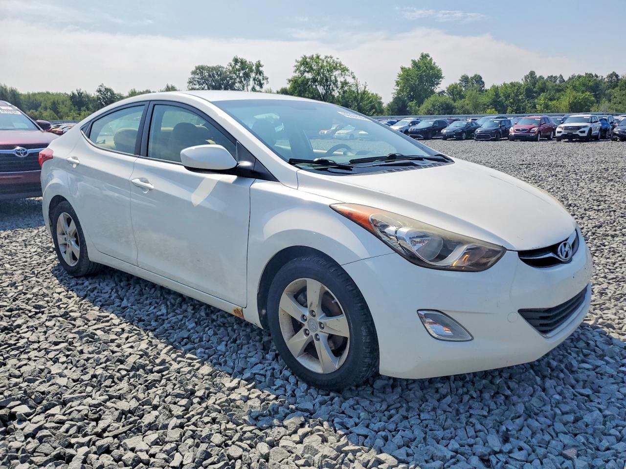 2012 HYUNDAI ELANTRA