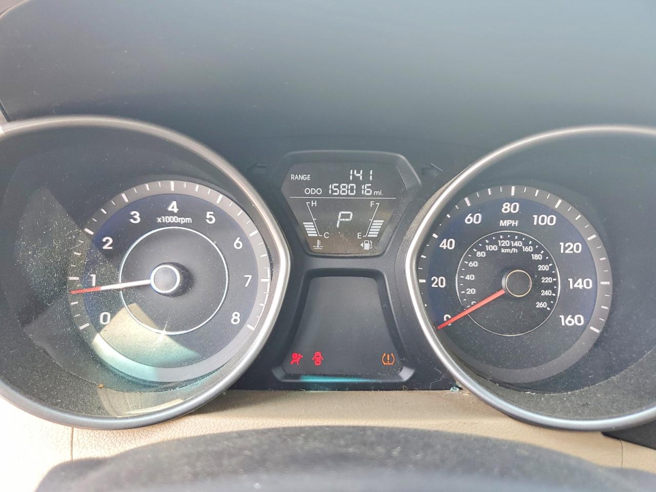2012 HYUNDAI ELANTRA