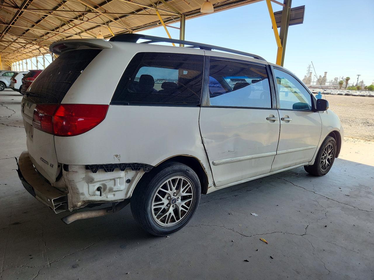 2006 TOYOTA SIENNA