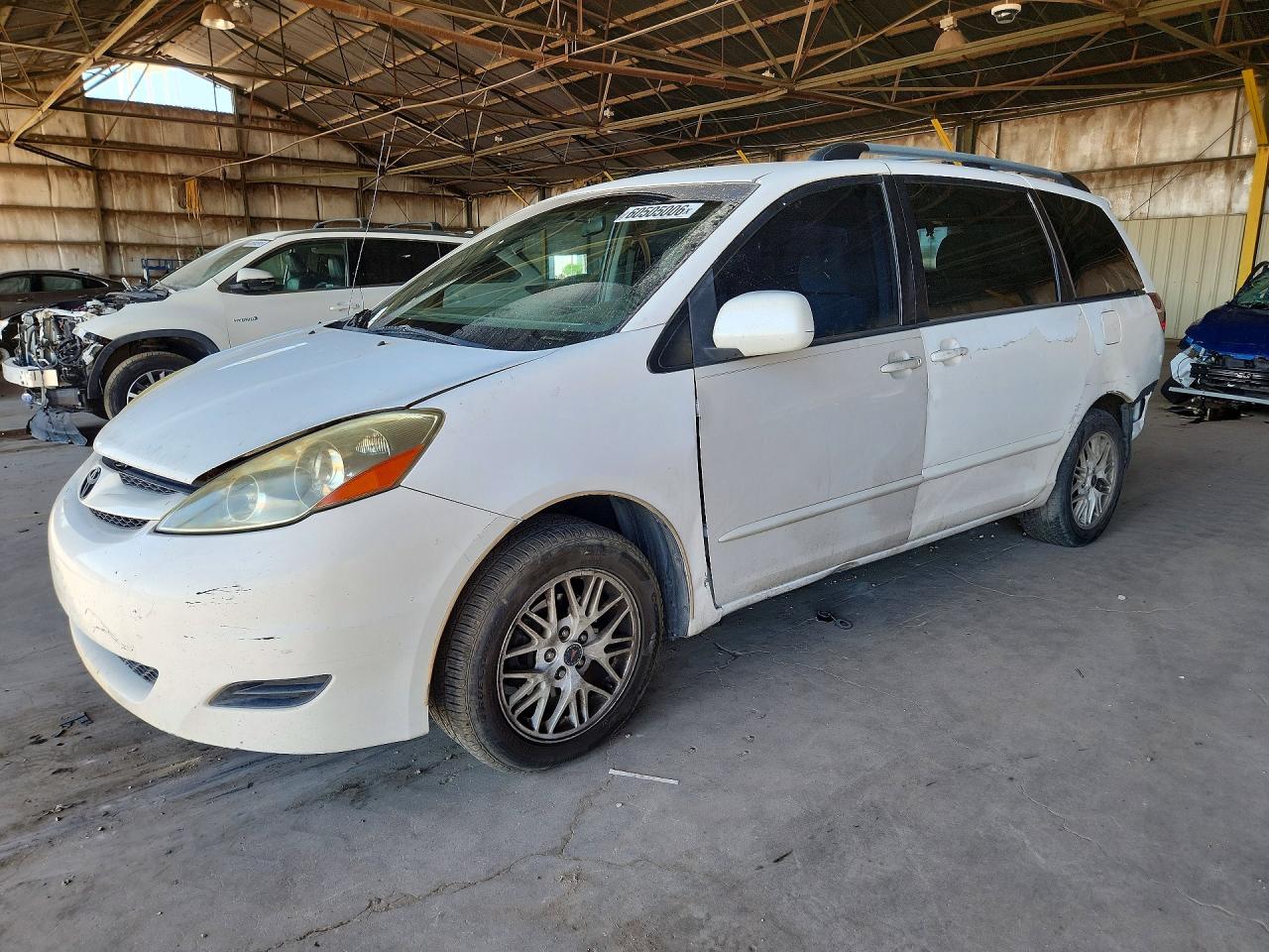 2006 TOYOTA SIENNA