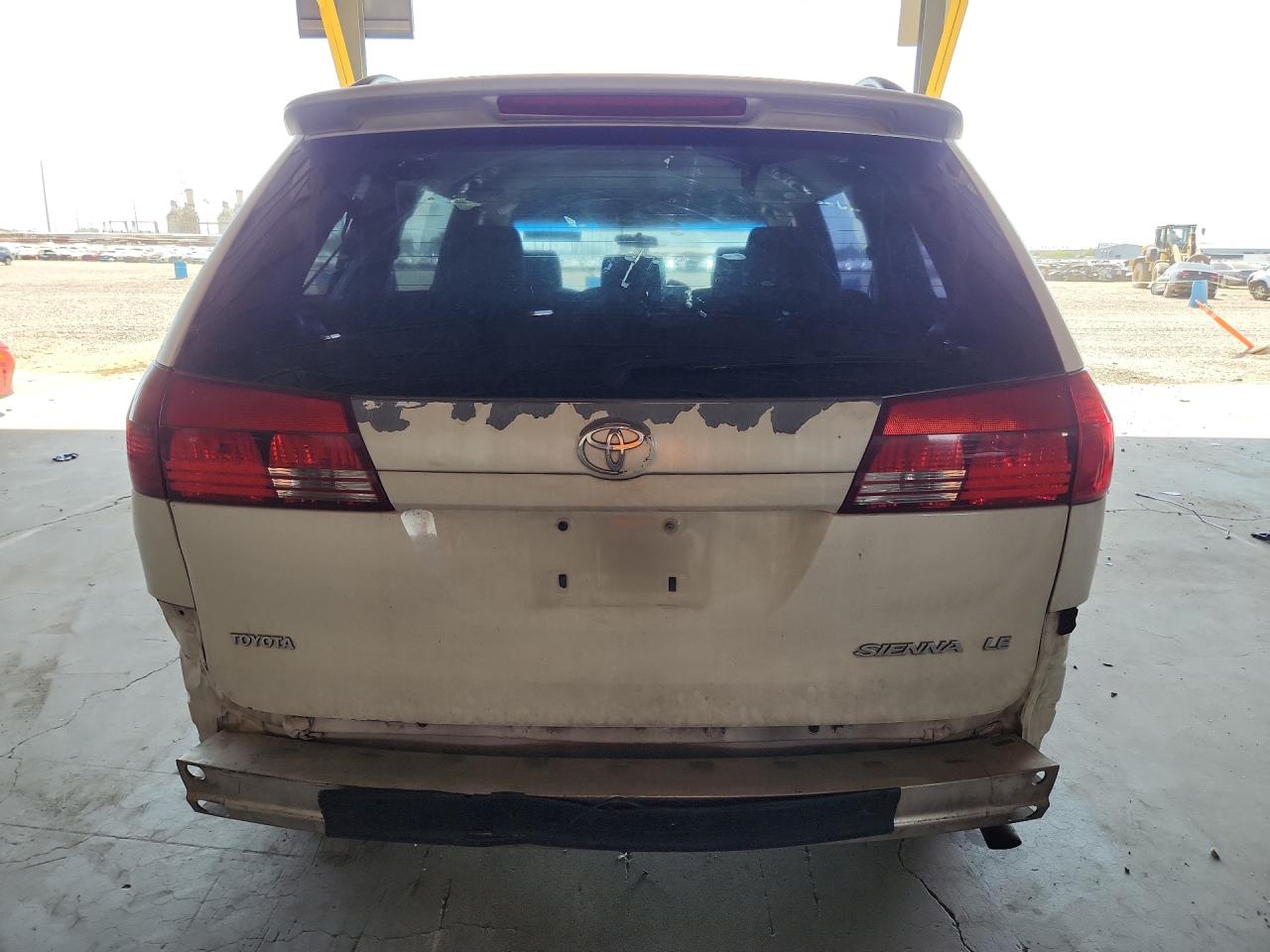 2006 TOYOTA SIENNA