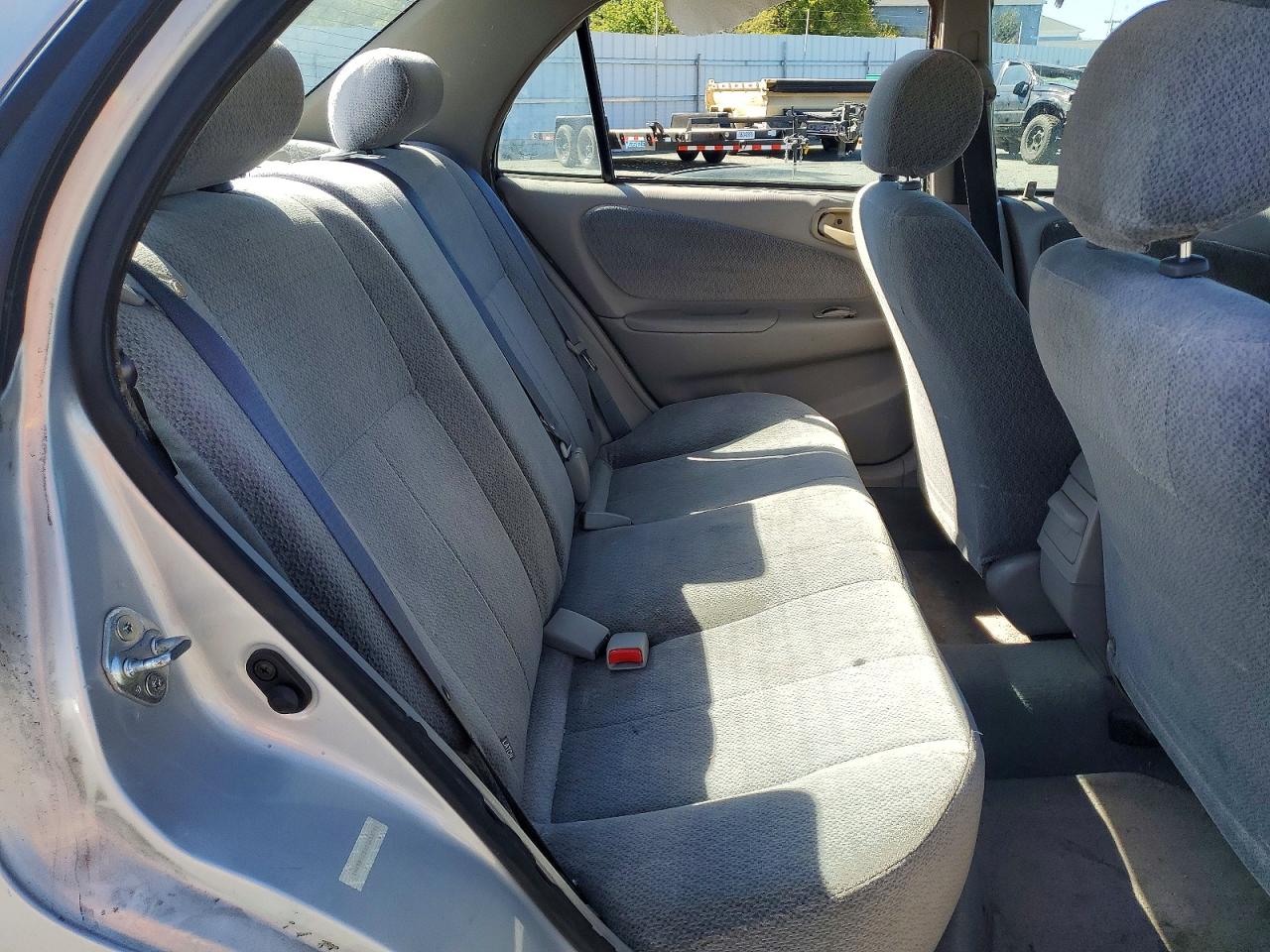 2002 TOYOTA COROLLA