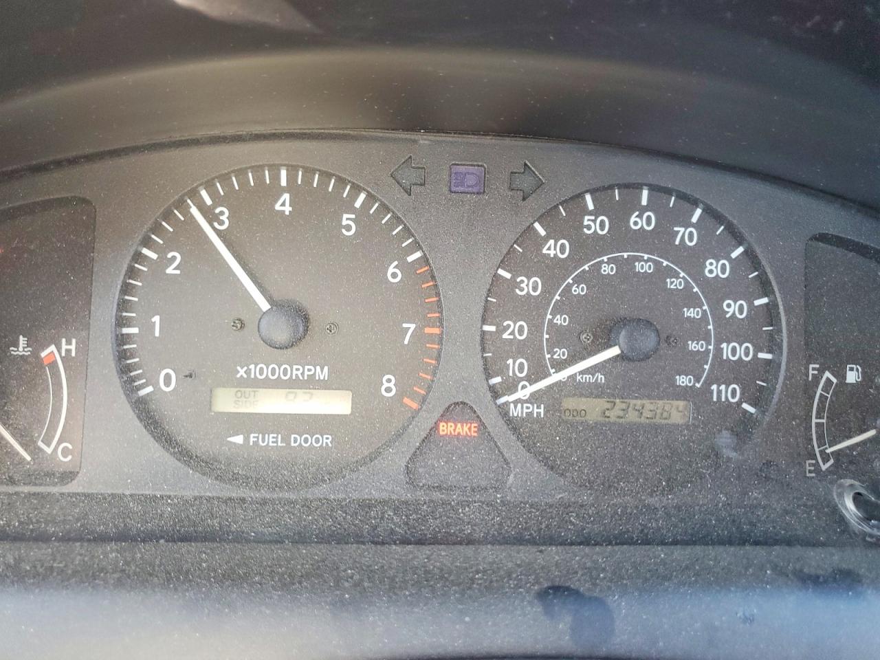2002 TOYOTA COROLLA